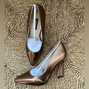 Nine West Womens Bronze Pump
